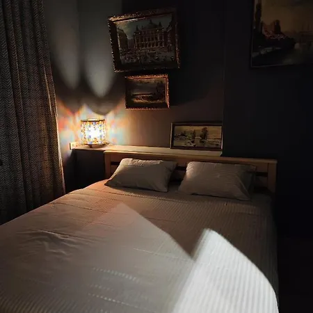 Apartament Old Town Italian Courtyard Tbilisi Zewnętrze zdjęcie